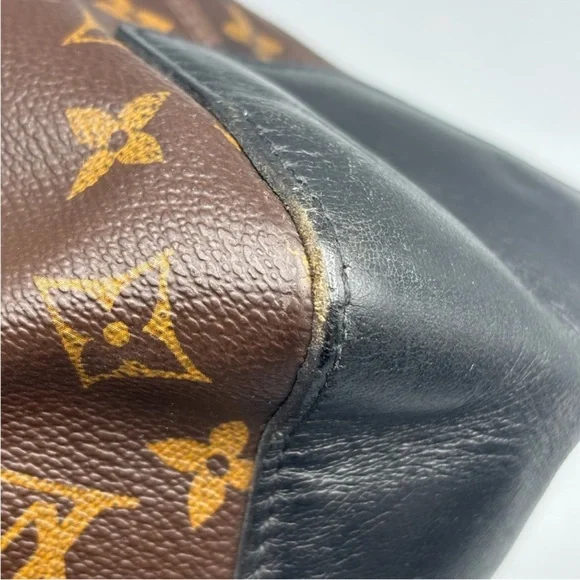 LV MACASSAR MESSENGER MONOGRAM - Picture 11 of 13